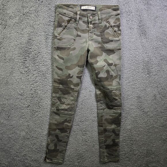 Abercrombie & Fitch Denim - Abercrombie and Fitch Women's Camo Denim Jeans Size 00 24